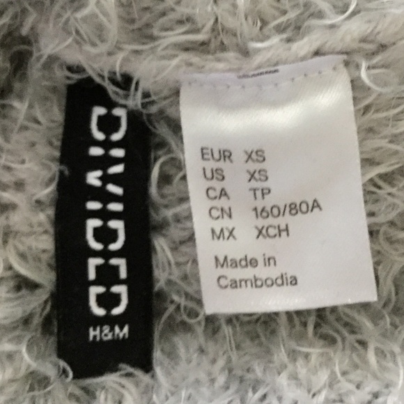 TWO Extra Small H&M Sweaters: Gray Turtleneck and Mint Green Crewneck NWOT - Picture 3 of 8